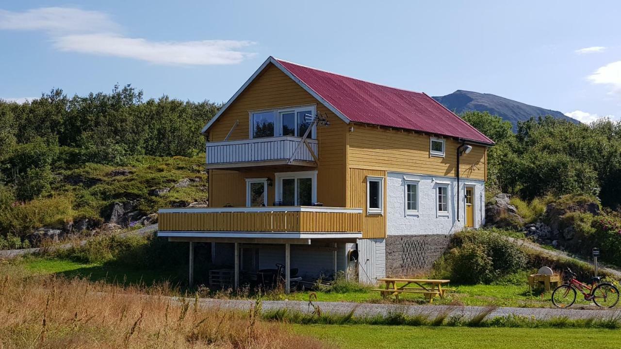 Farmer Apartment Laukvik Kültér fotó